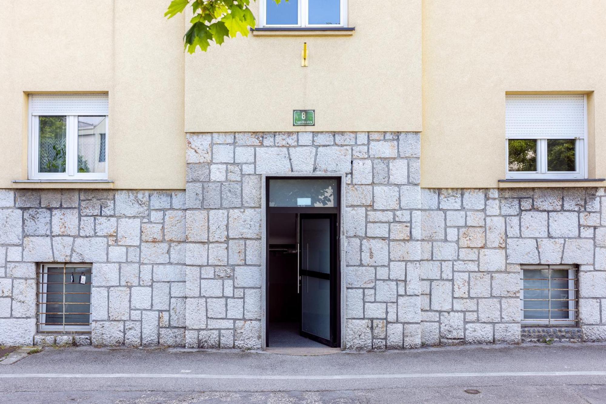 Large Two Bedroom Family App - Free Parking Lublana Zewnętrze zdjęcie